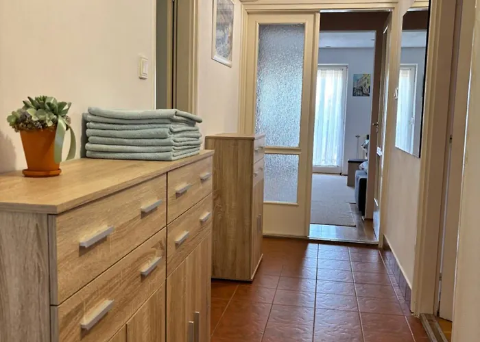 Bodza Vendeghaz Балатонфюред